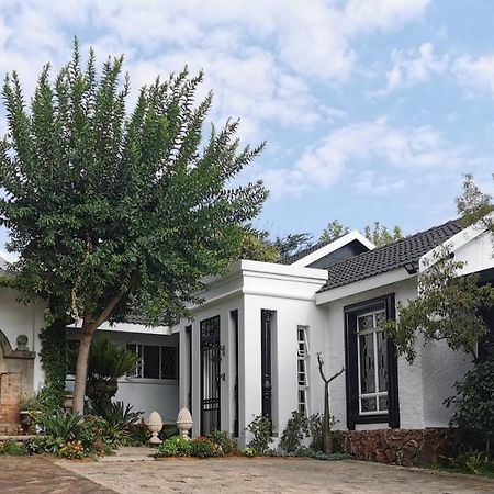 פרטוריה At 98 On Lynburn Guest House מראה חיצוני תמונה