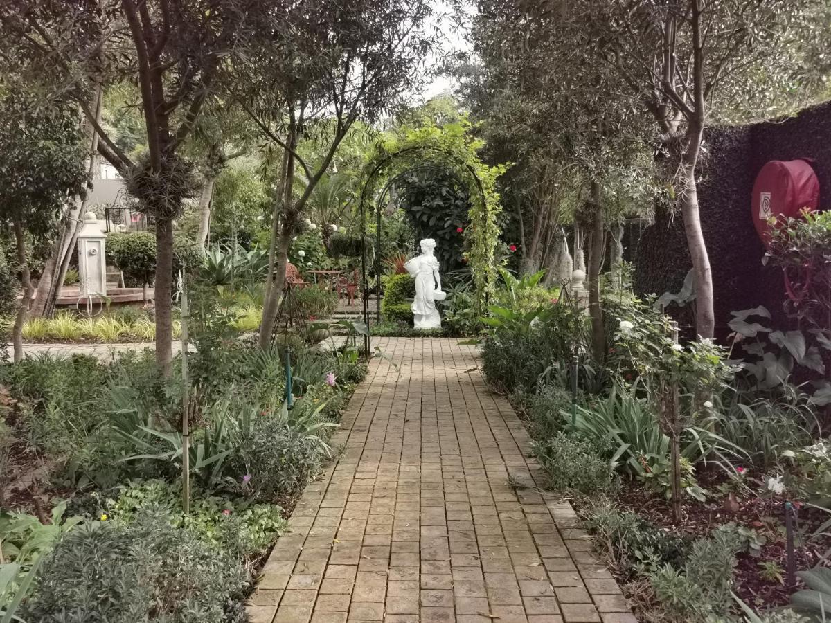 פרטוריה At 98 On Lynburn Guest House מראה חיצוני תמונה