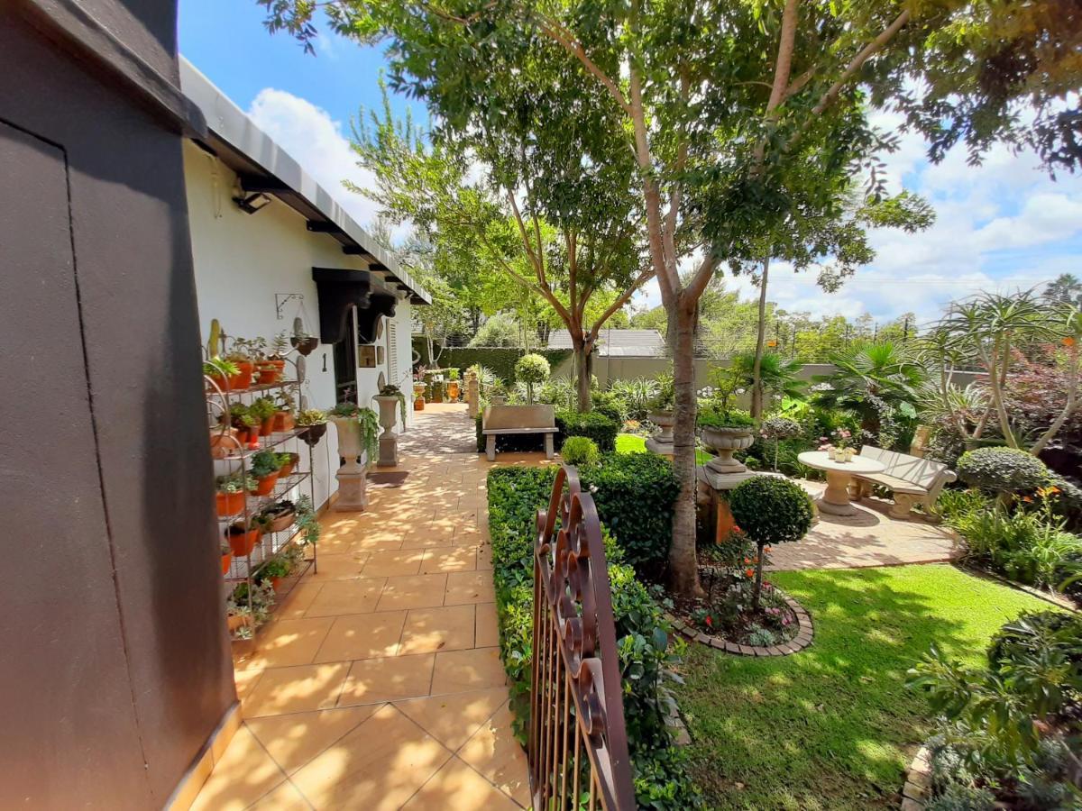 פרטוריה At 98 On Lynburn Guest House מראה חיצוני תמונה