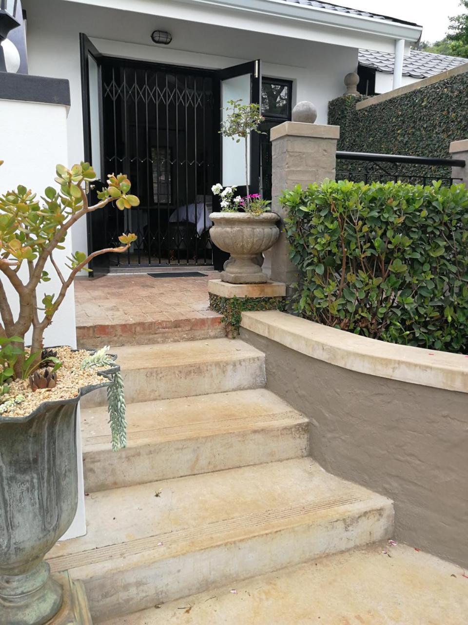 פרטוריה At 98 On Lynburn Guest House מראה חיצוני תמונה
